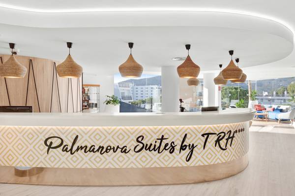 Rezeption rund um die uhr Hotel Palmanova Suites by TRH Magaluf